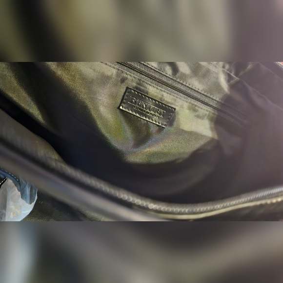 BENTLEY Large Black Leather tote bag - Picture 13 of 15